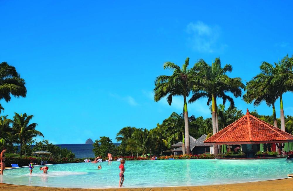 Residence Pierre & Vacances Premium Les Ilets サント・リュス エクステリア 写真