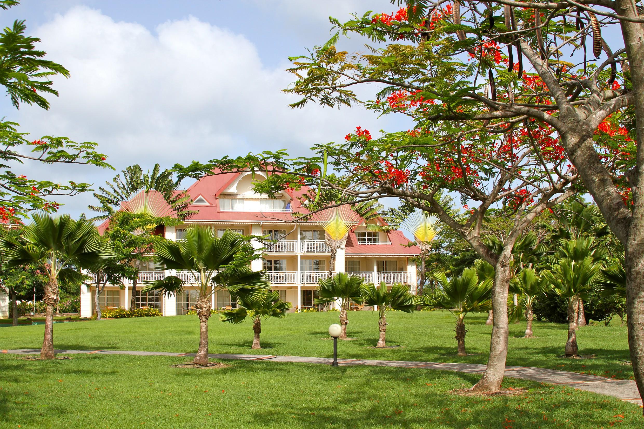 Residence Pierre & Vacances Premium Les Ilets サント・リュス エクステリア 写真